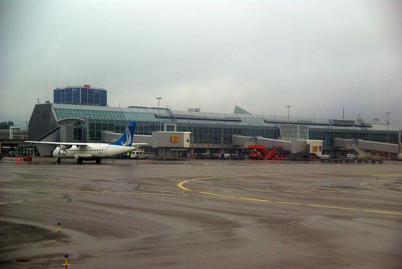 http://www.photo-phil.org/planepictures/ARNHELARN-05.jpg